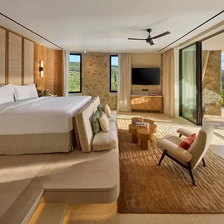 Hotel Mandarin Oriental, Costa Navarino 5*