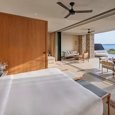 Mandarin Oriental, Costa Navarino Hotel 5*