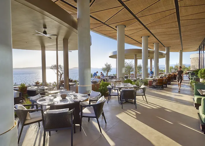 Mandarin Oriental, Costa Navarino Hotel
