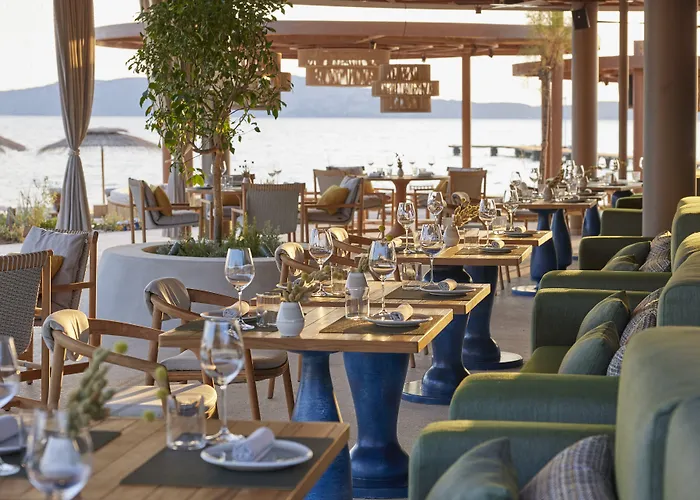 Mandarin Oriental, Costa Navarino Hotel