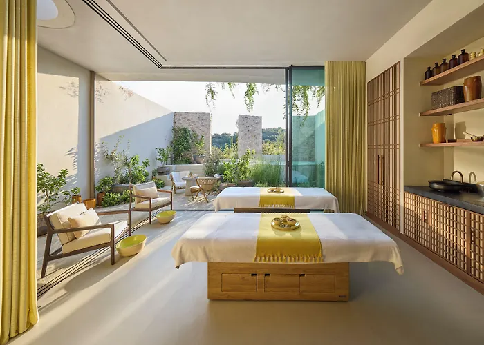 Hotel Mandarin Oriental, Costa Navarino 5*